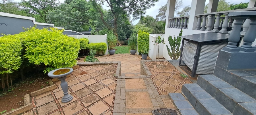 5 Bedroom Property for Sale in Protea Park North West